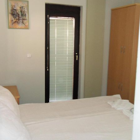 Apartments Ristak Ohrid Bagian luar foto