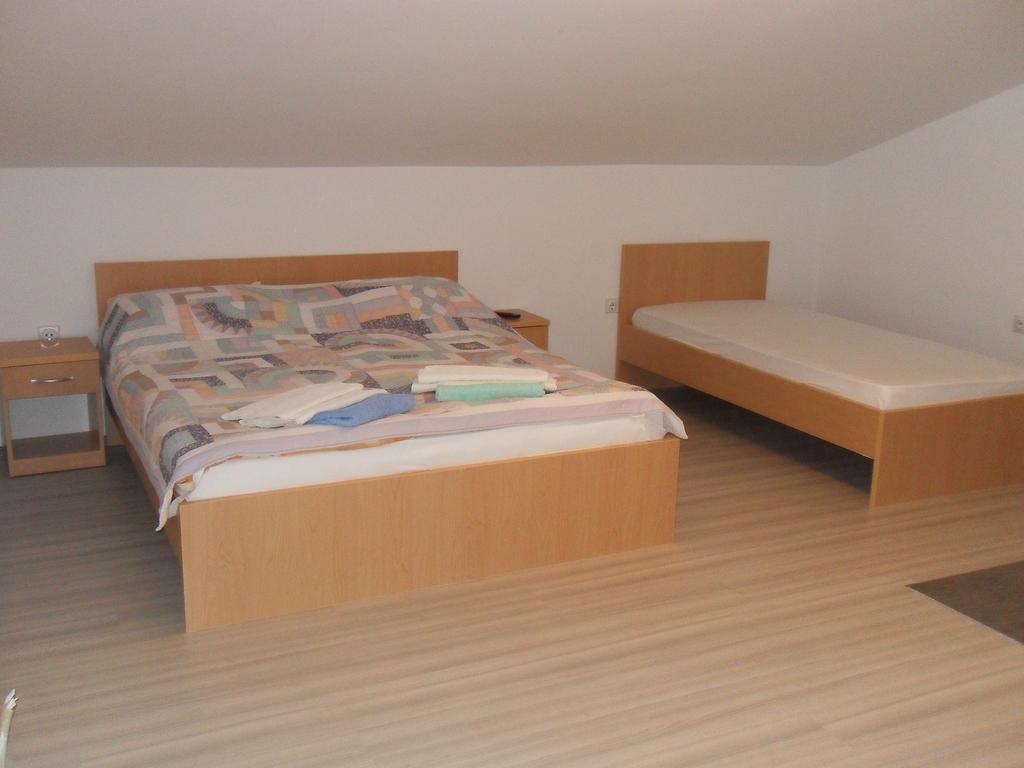 Apartments Ristak Ohrid Ruang foto