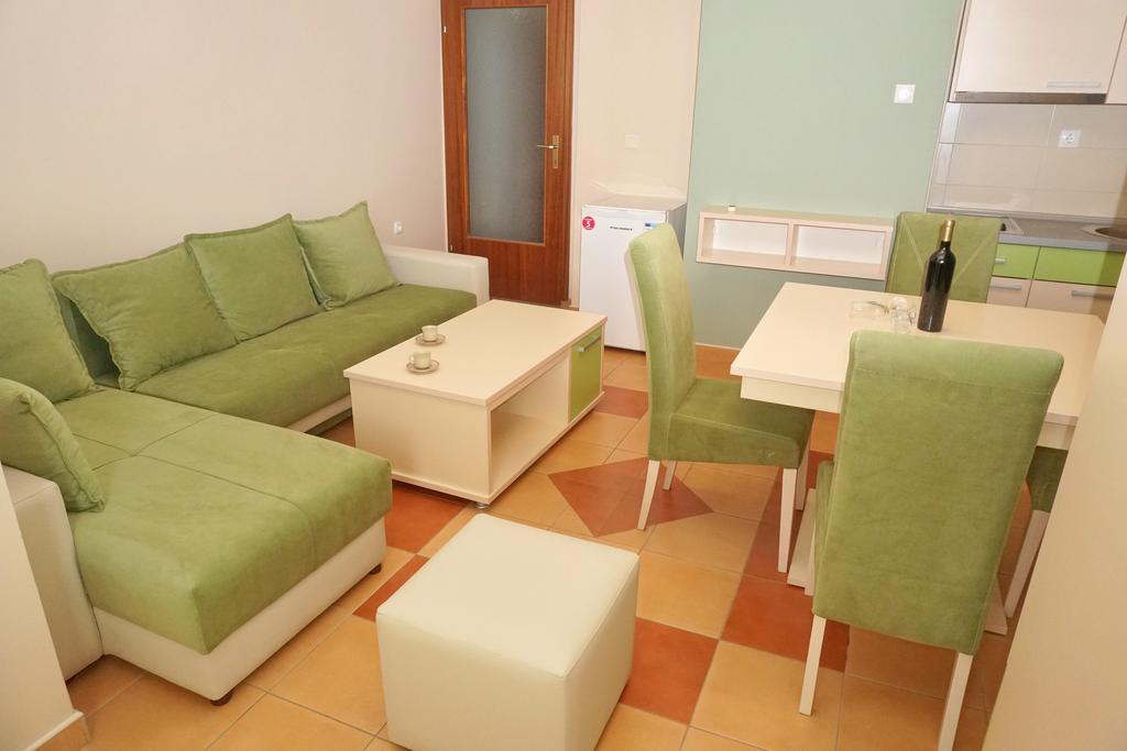 Apartments Ristak Ohrid Bagian luar foto