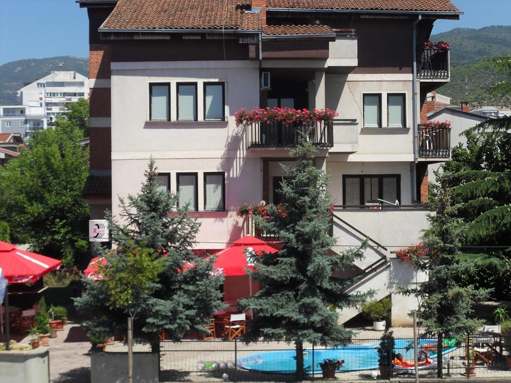 Apartments Ristak Ohrid Bagian luar foto