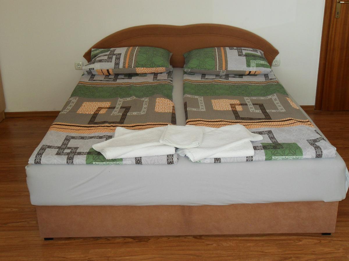 Apartments Ristak Ohrid Bagian luar foto