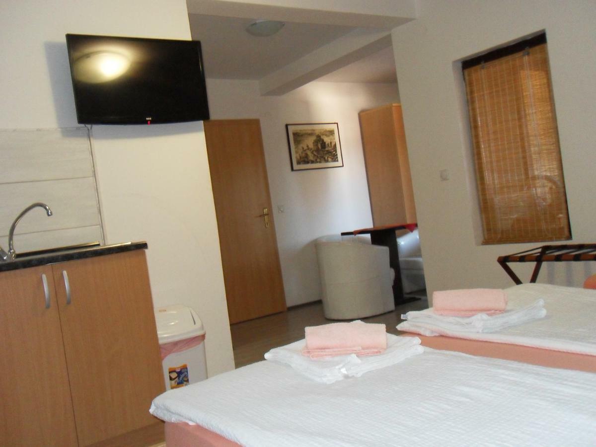 Apartments Ristak Ohrid Bagian luar foto
